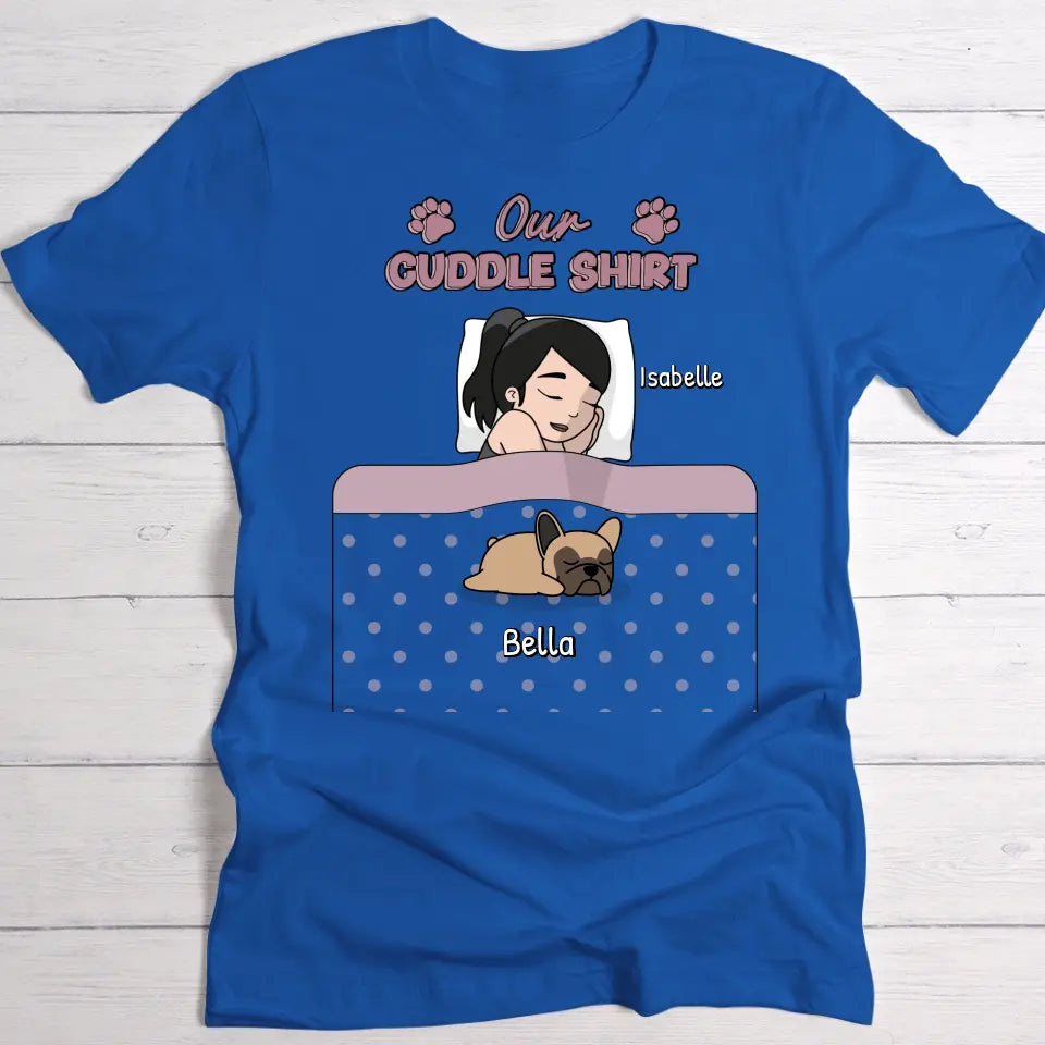 Cuddle time with pets Single - Personalised T-Shirt